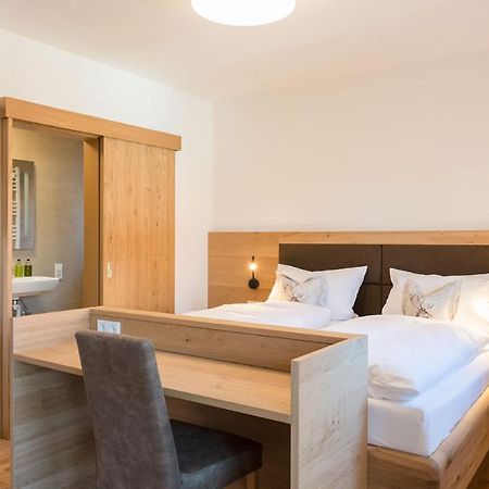 Gasthof-Pension Brauner Hirsch In Alfeld - Mittelfranken Экстерьер фото
