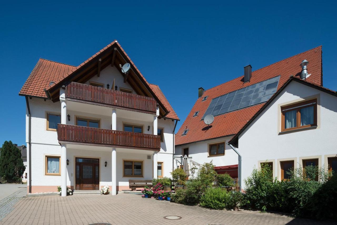 Gasthof-Pension Brauner Hirsch In Alfeld - Mittelfranken Экстерьер фото