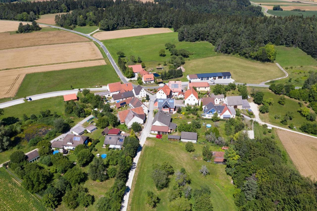 Gasthof-Pension Brauner Hirsch In Alfeld - Mittelfranken Экстерьер фото